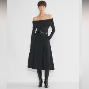 Aritzia Babaton Enterprise Skirt